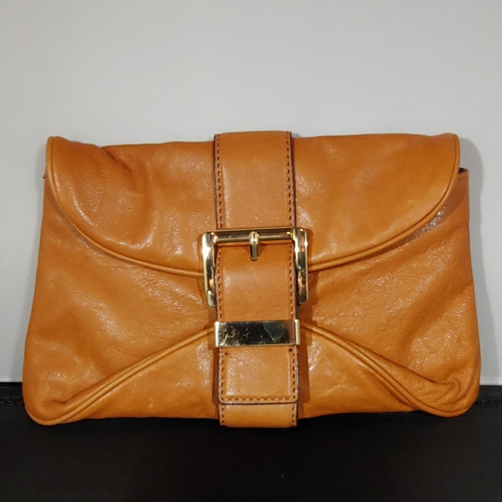 Last Chance!! Michael Kors Heidi leather clutch